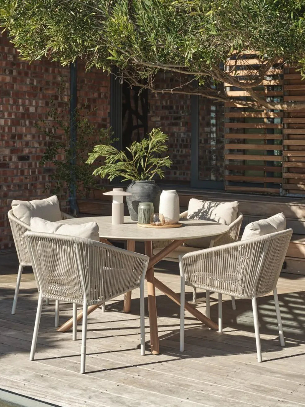 GILJAChaise empilable GILJA séchage rapide beige
