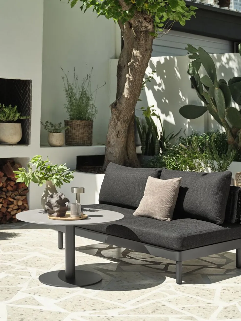 HELAGS + VOSSEnsemble lounge HELAGS noir + VOSS 2 personnes noir