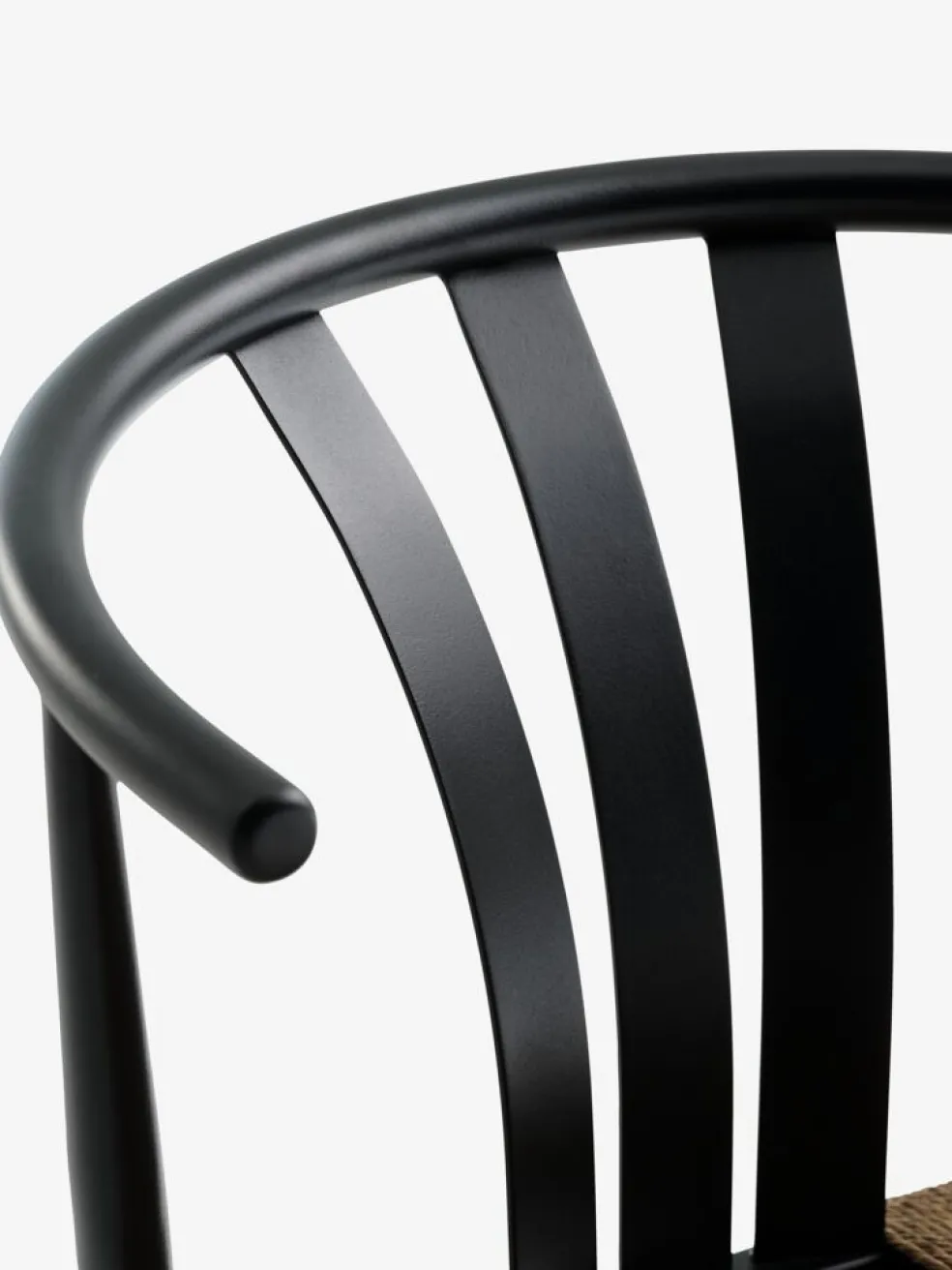 HOBRO + TAGMARKHOBRO L70 table gris + 2 TAGMARK chaises noir
