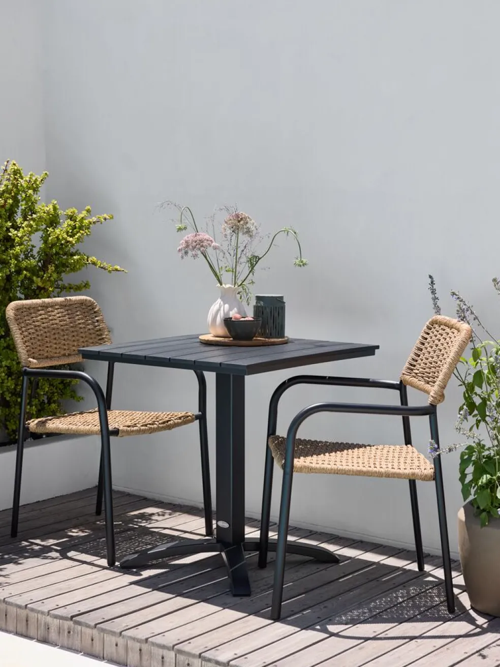 HOBROTable bistrot HOBRO l70xL70 noir