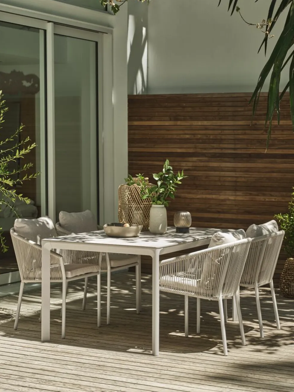 KUMLATable de jardin KUMLA l95xL150 beige