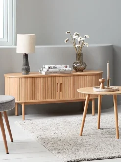 LYNGVIGMeuble TV LYNGVIG 120cm 2 portes tambours chêne naturel