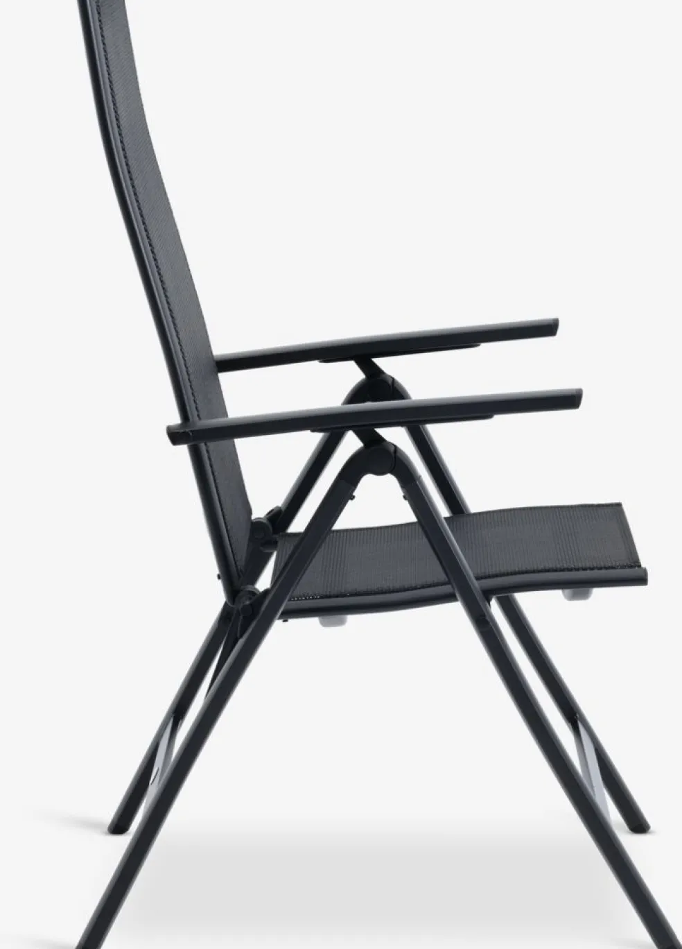 MADERUP + LOMMAMADERUP L150 table noir + 4 LOMMA chaises inclinable noir