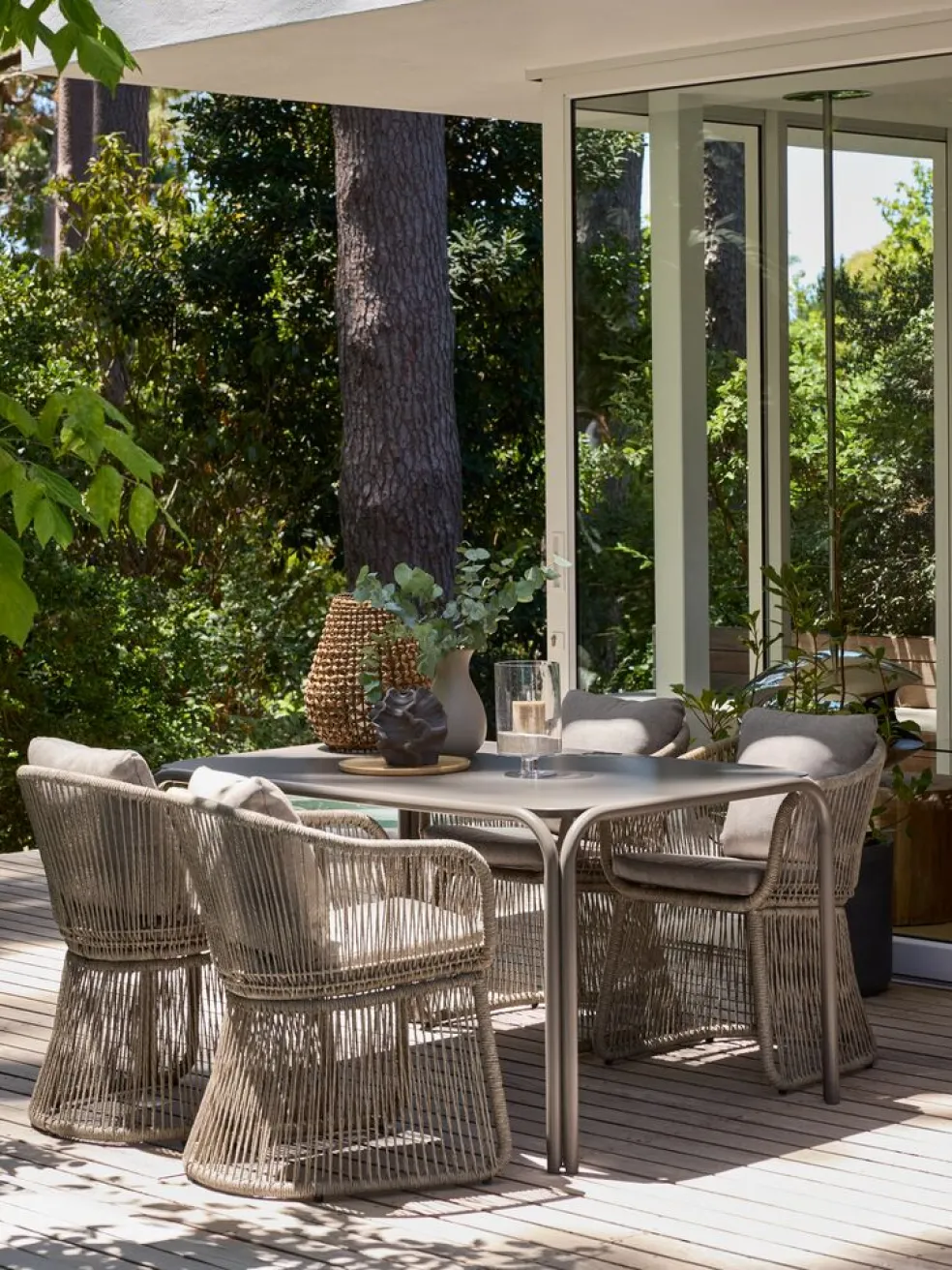 RAUMA + STORDALENRAUMA L140 table sable foncé + 4 STORDALEN chaises naturel