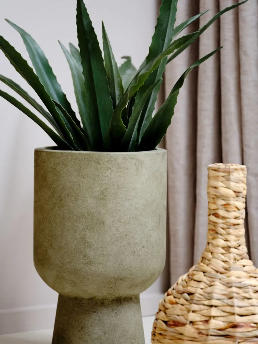 SOLVICache-pot SOLVI Ø25xH40cm vert