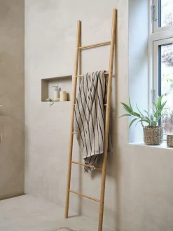 VANDSTEDÉchelle décorative VANDSTED bambou